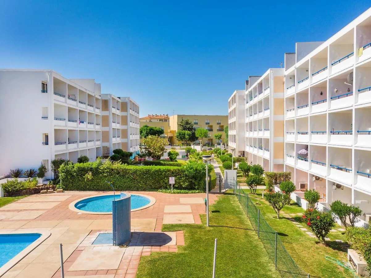 Pe Do Lago 2Br Family Holidays Quarteira Apartment